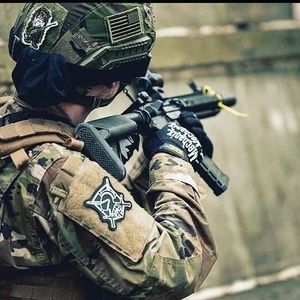 Meet your Posher, Austin